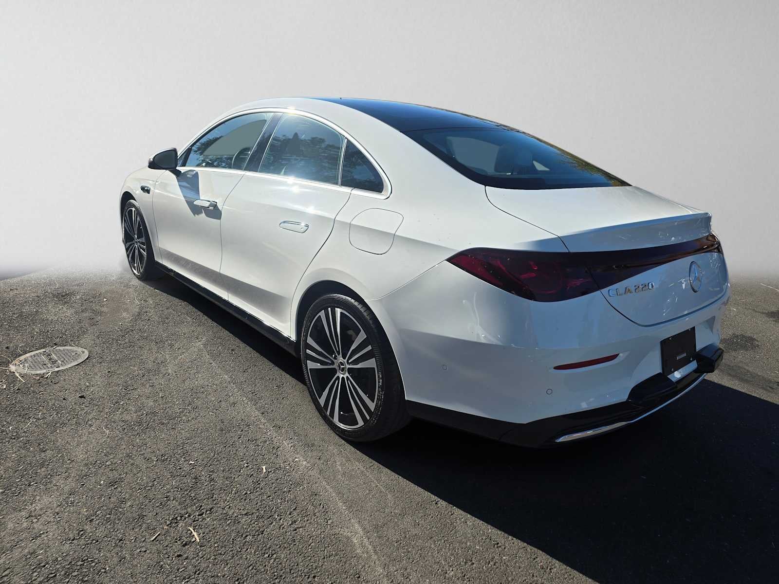 2027 Mercedes-Benz CLA 220 Hybrid FWD