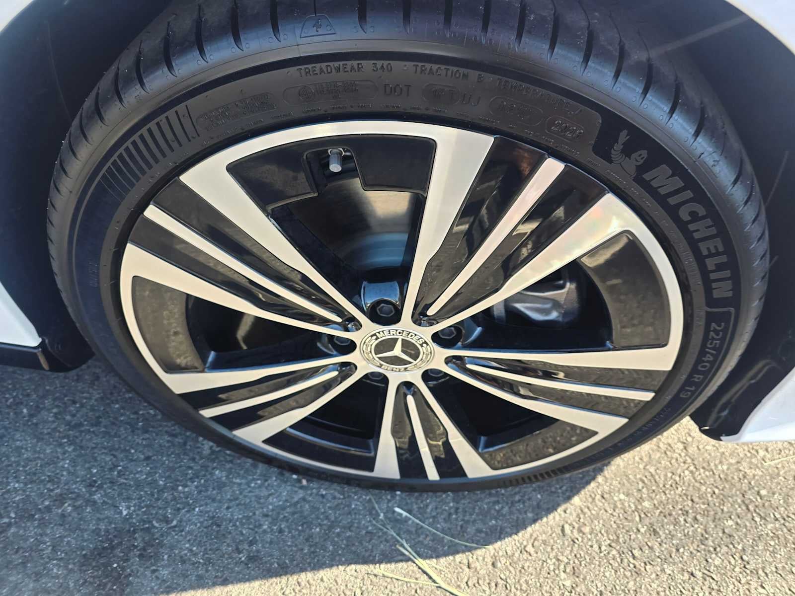 2027 Mercedes-Benz CLA 220 Hybrid FWD