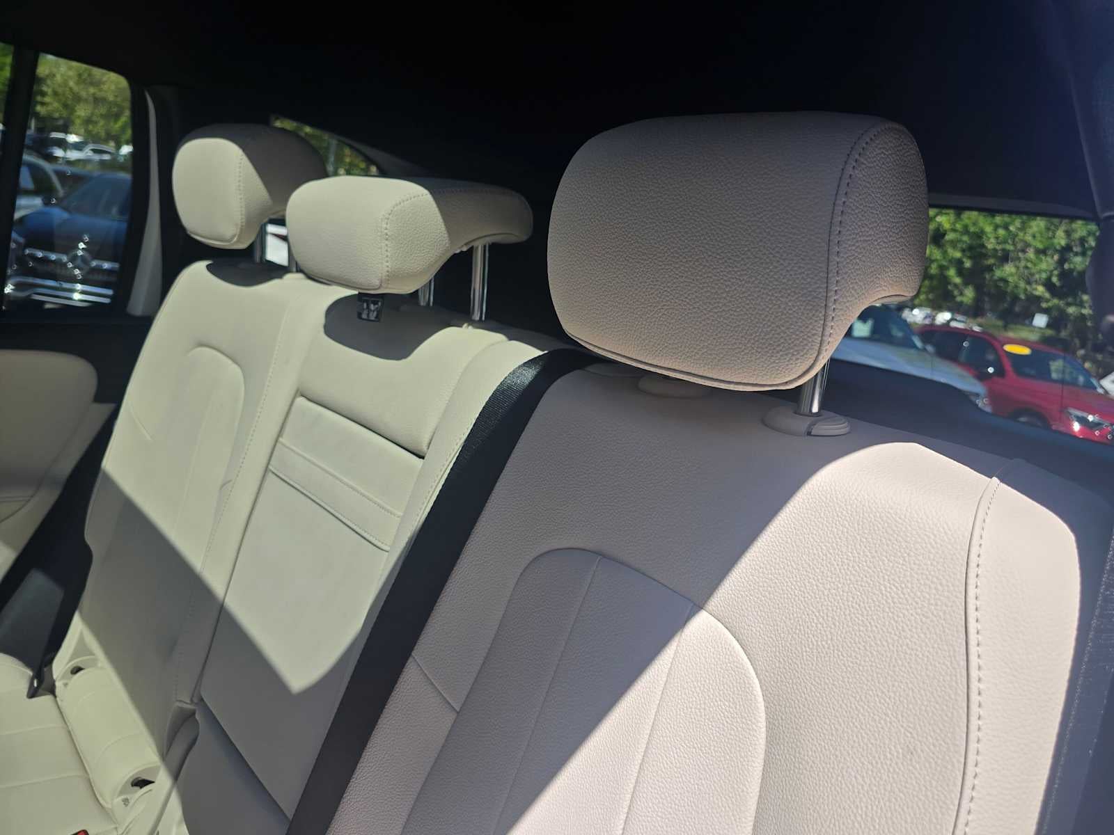 2026 Mercedes-Benz GLB 250 SUV