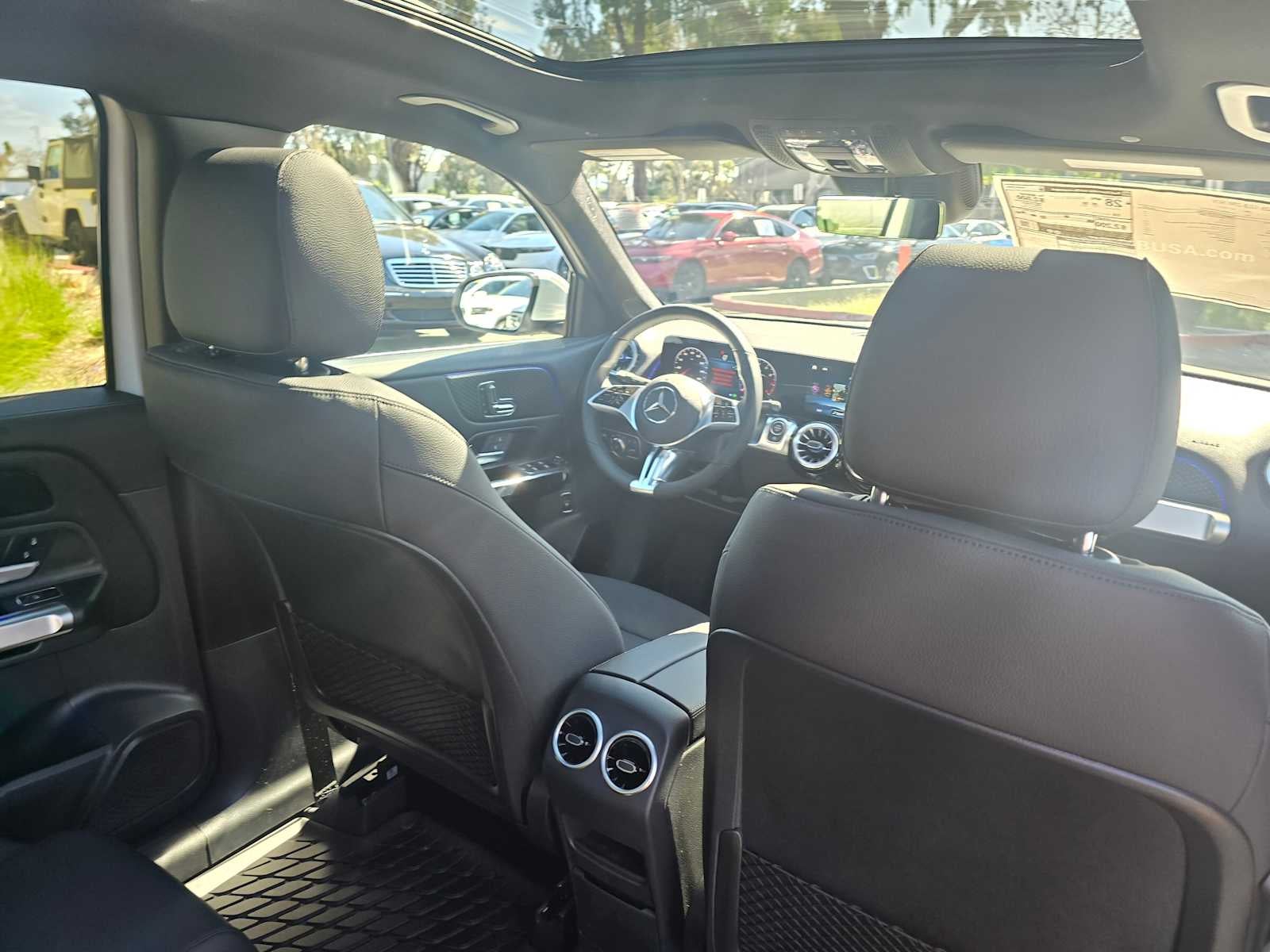 2026 Mercedes-Benz GLB 250 SUV