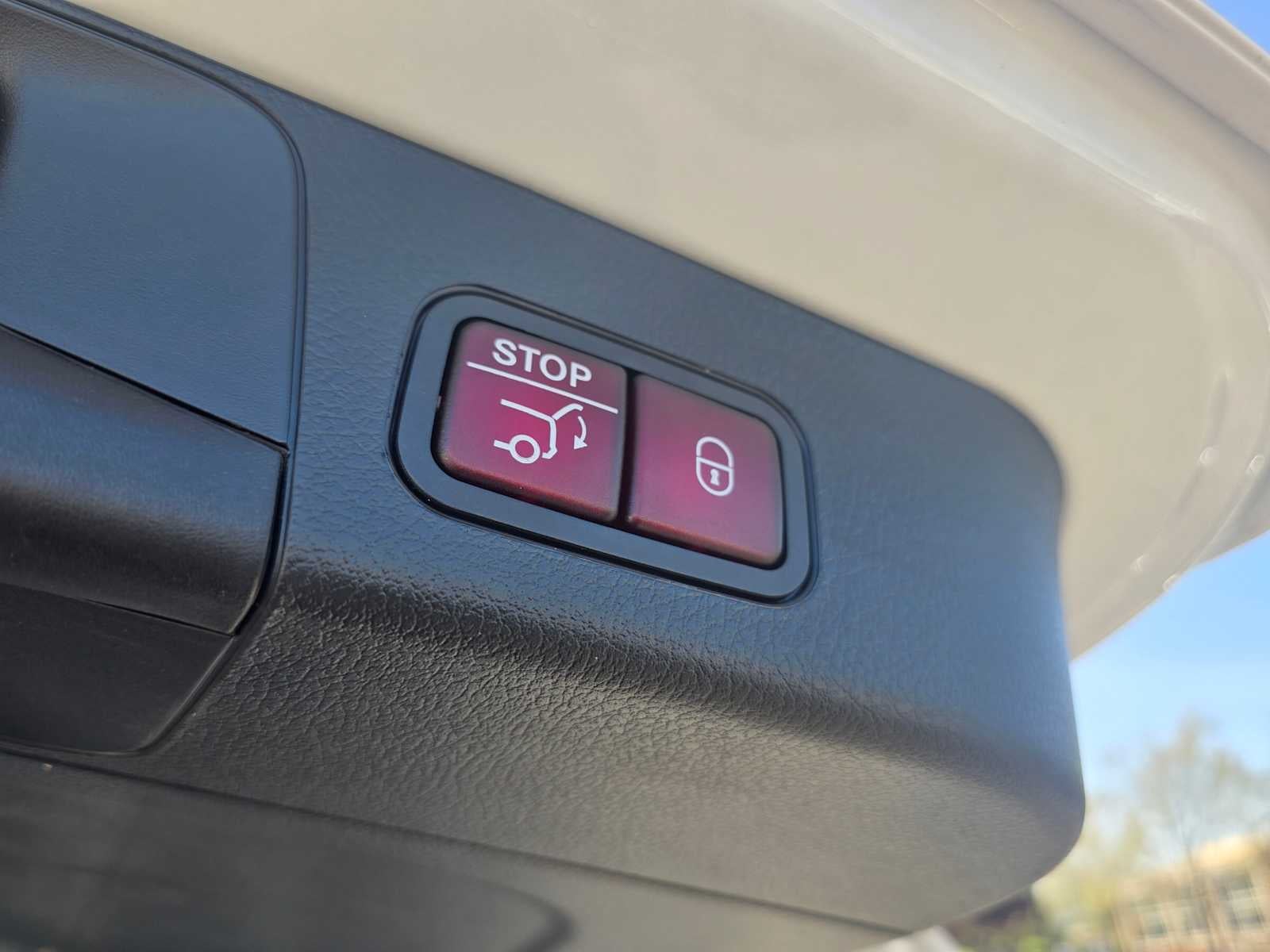 2026 Mercedes-Benz GLB 250 SUV