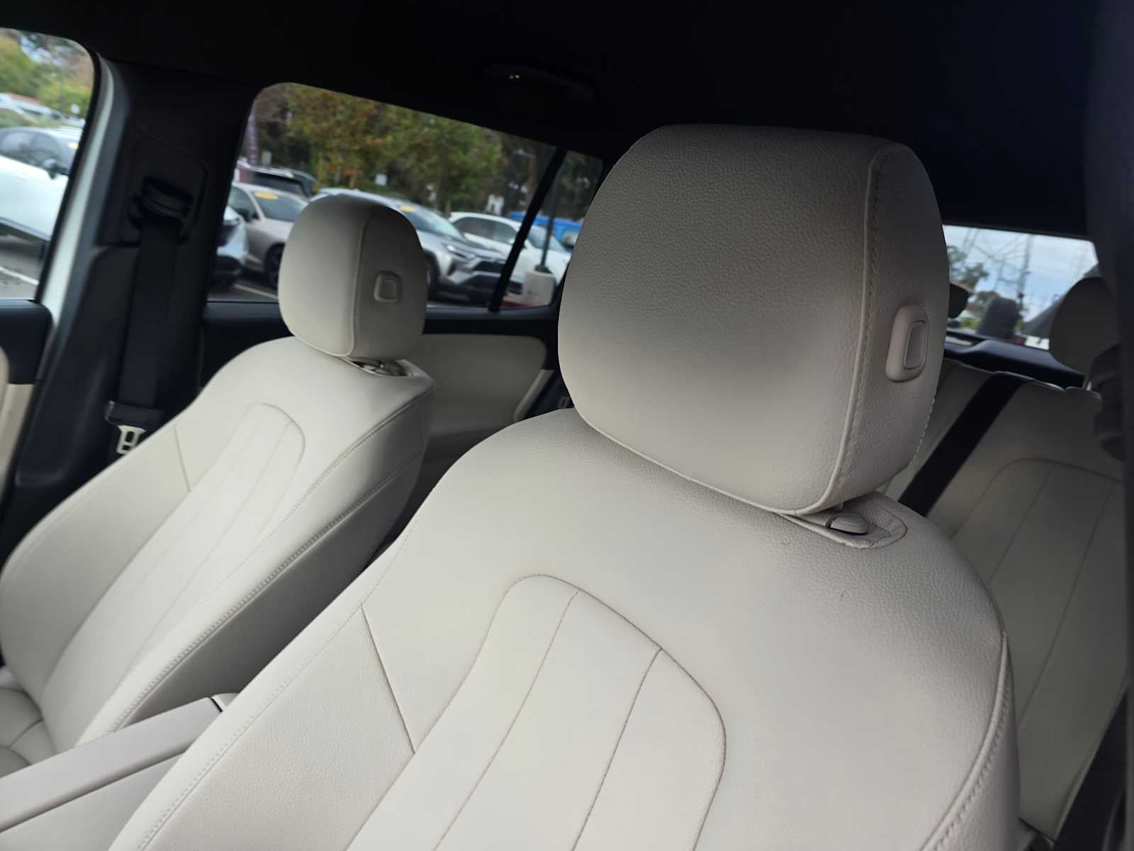 2025 Mercedes-Benz GLB GLB 250