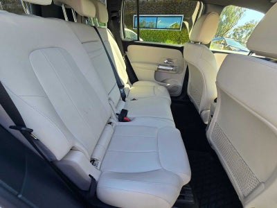 2025 Mercedes-Benz GLB 250 SUV