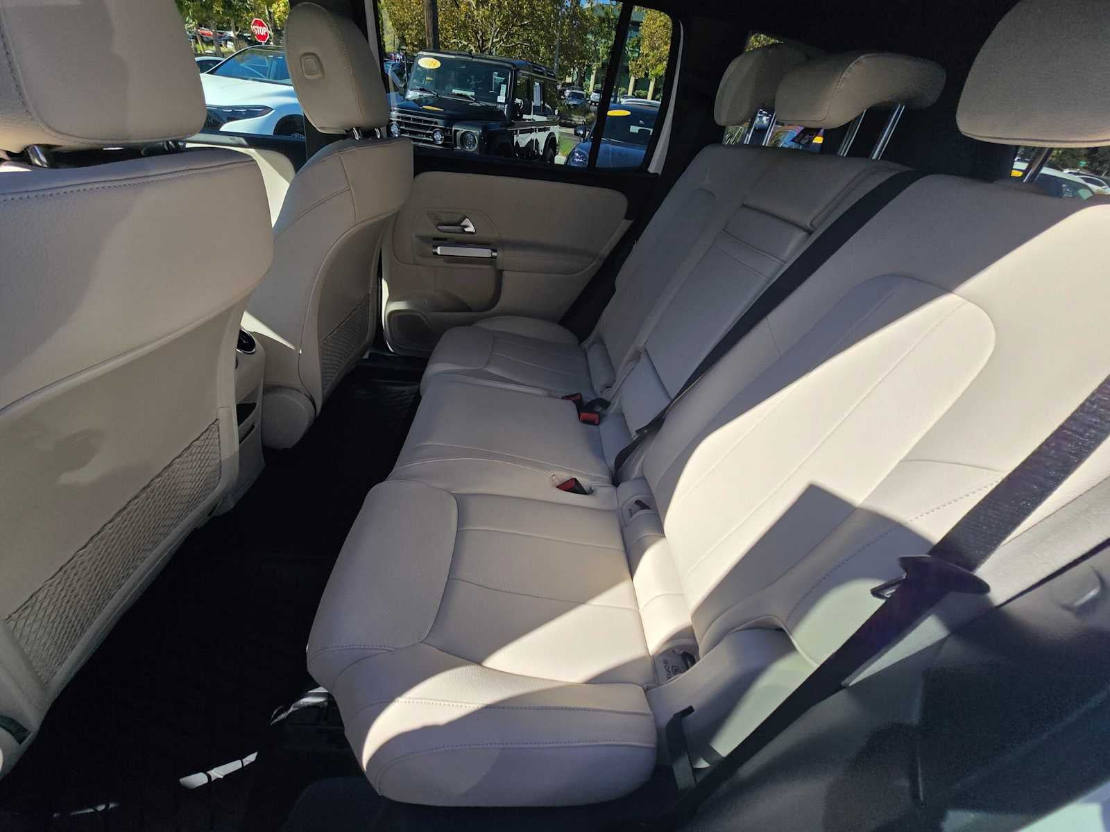 2025 Mercedes-Benz GLB 250 SUV