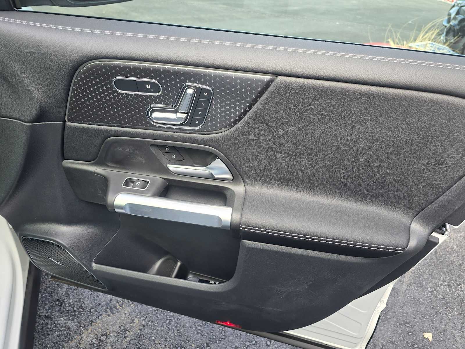 2024 Mercedes-Benz GLB GLB 250