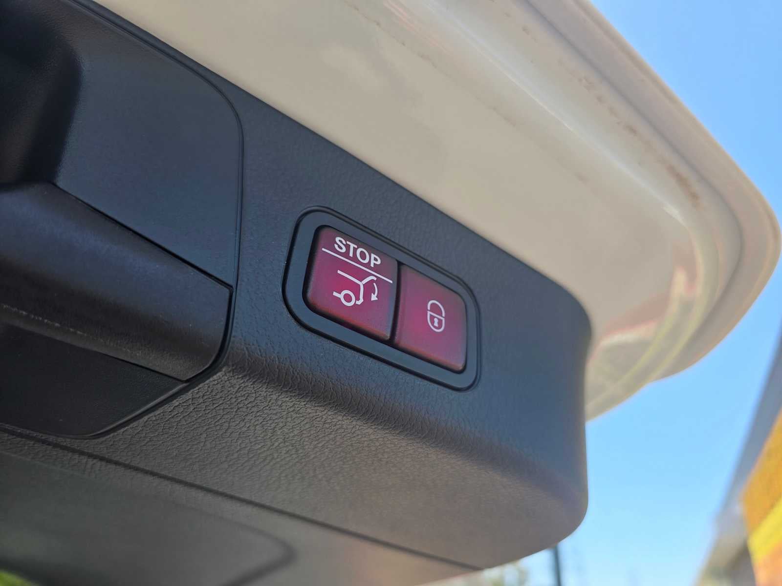 2025 Mercedes-Benz GLB GLB 250