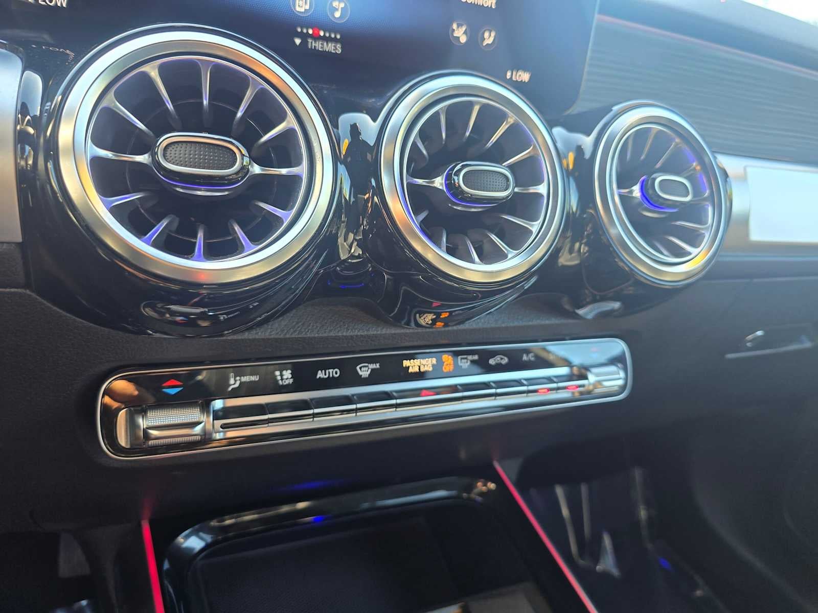 2023 Mercedes-Benz GLB 250 SUV