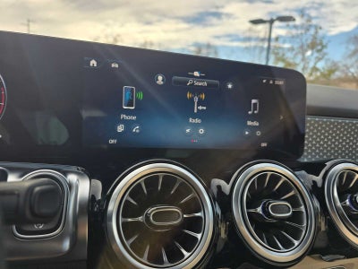 2025 Mercedes-Benz GLB GLB 250