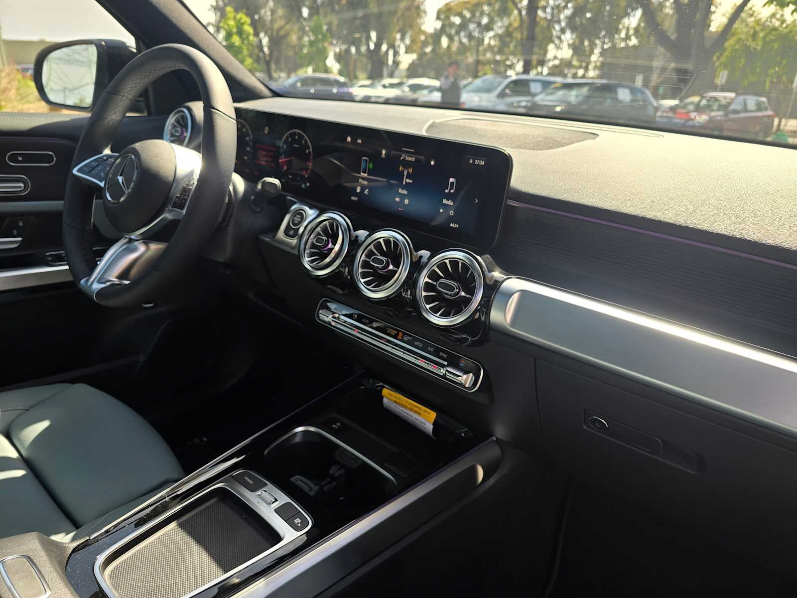 2026 Mercedes-Benz GLB 250 SUV