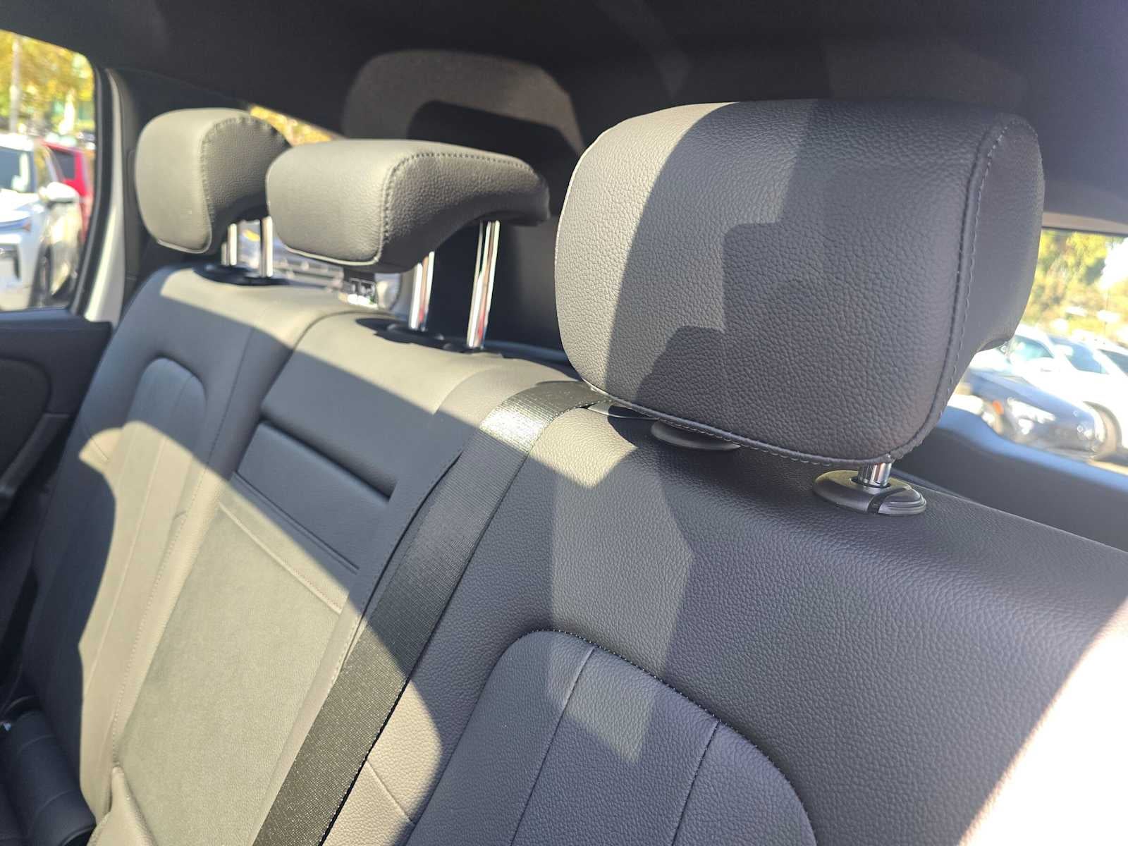 2024 Mercedes-Benz GLB 250 4MATIC® SUV