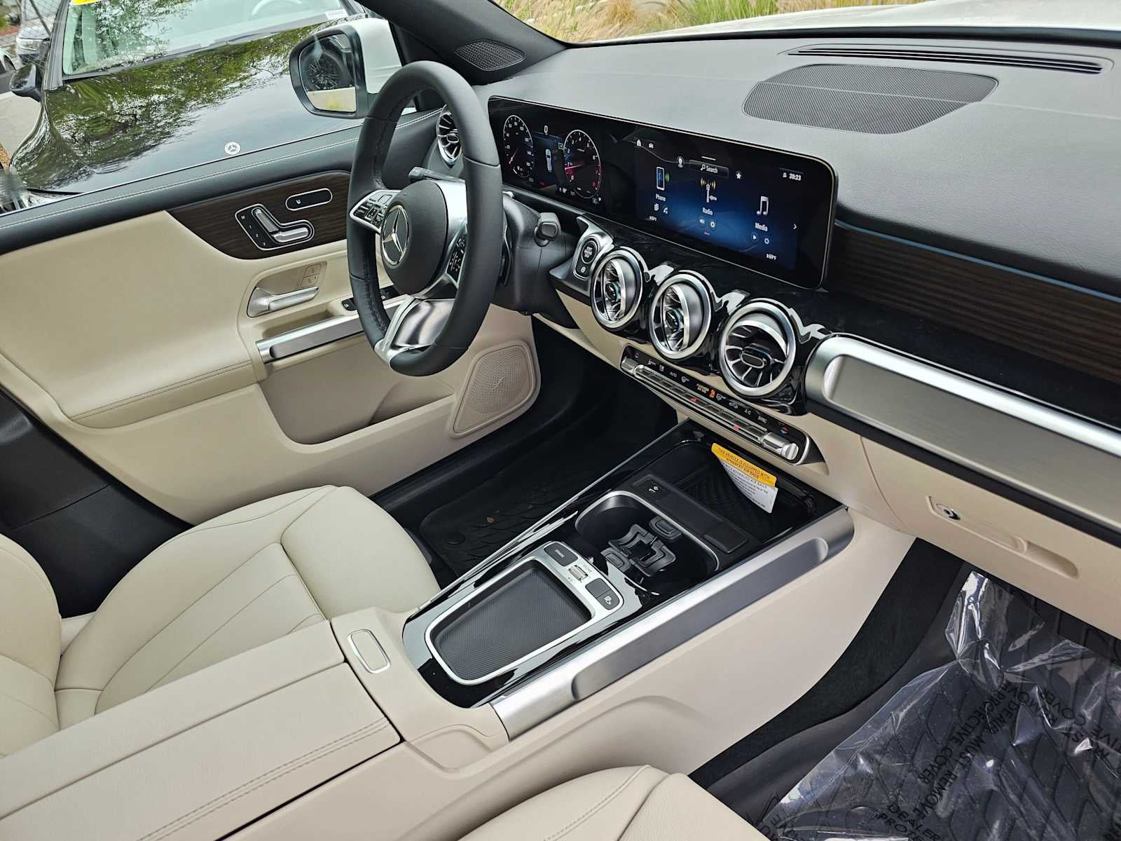 2026 Mercedes-Benz GLB 250 4MATIC® SUV