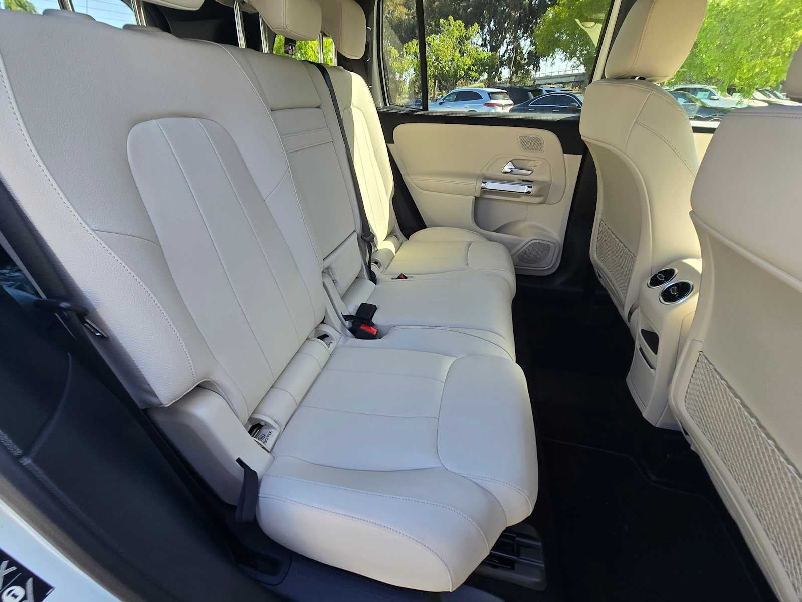 2025 Mercedes-Benz GLB GLB 250