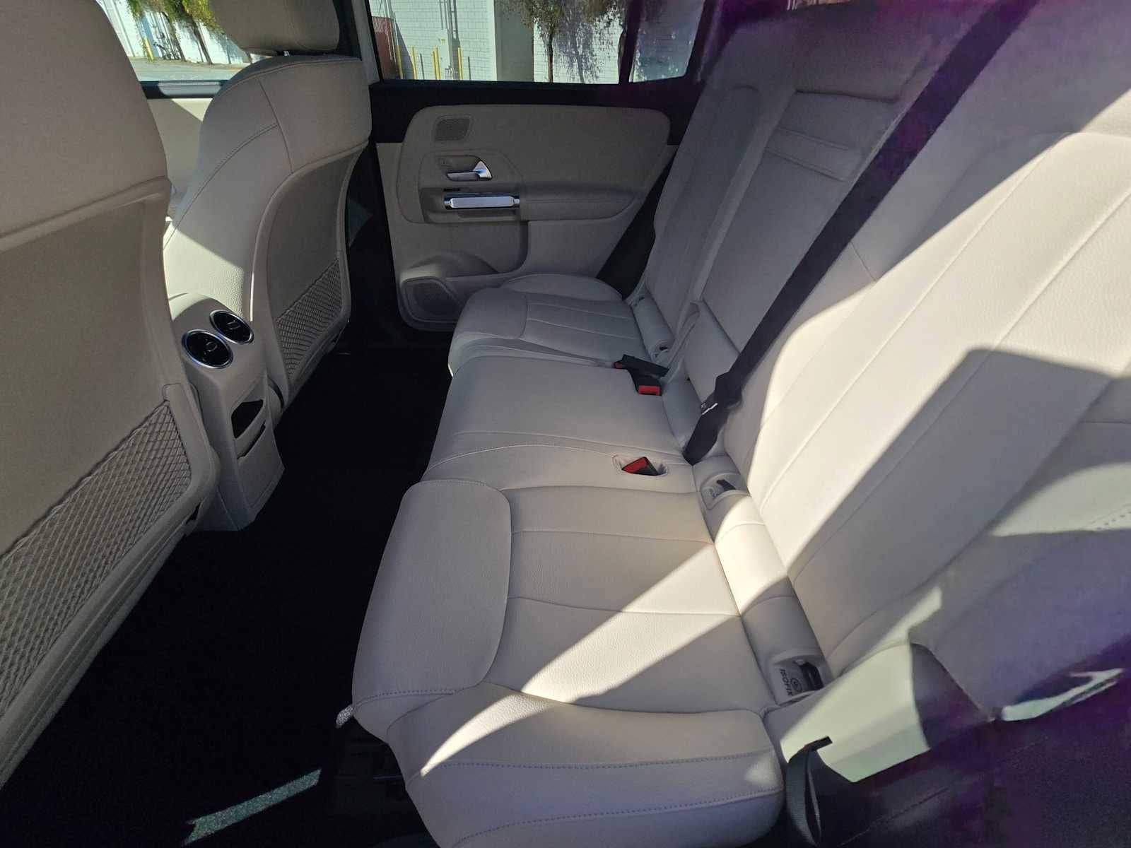 2025 Mercedes-Benz GLB GLB 250