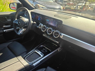 2024 Mercedes-Benz EQB 300 4MATIC® SUV