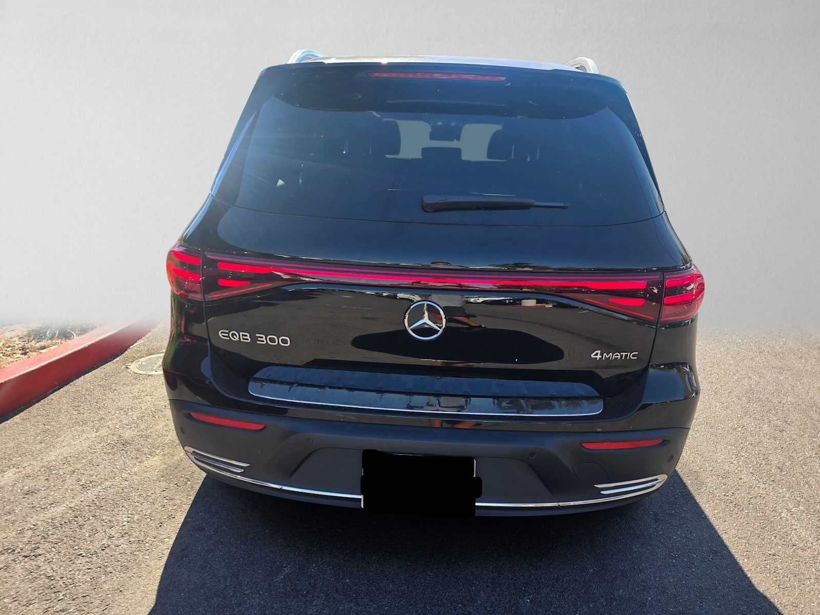 2024 Mercedes-Benz EQB 300 4MATIC® SUV