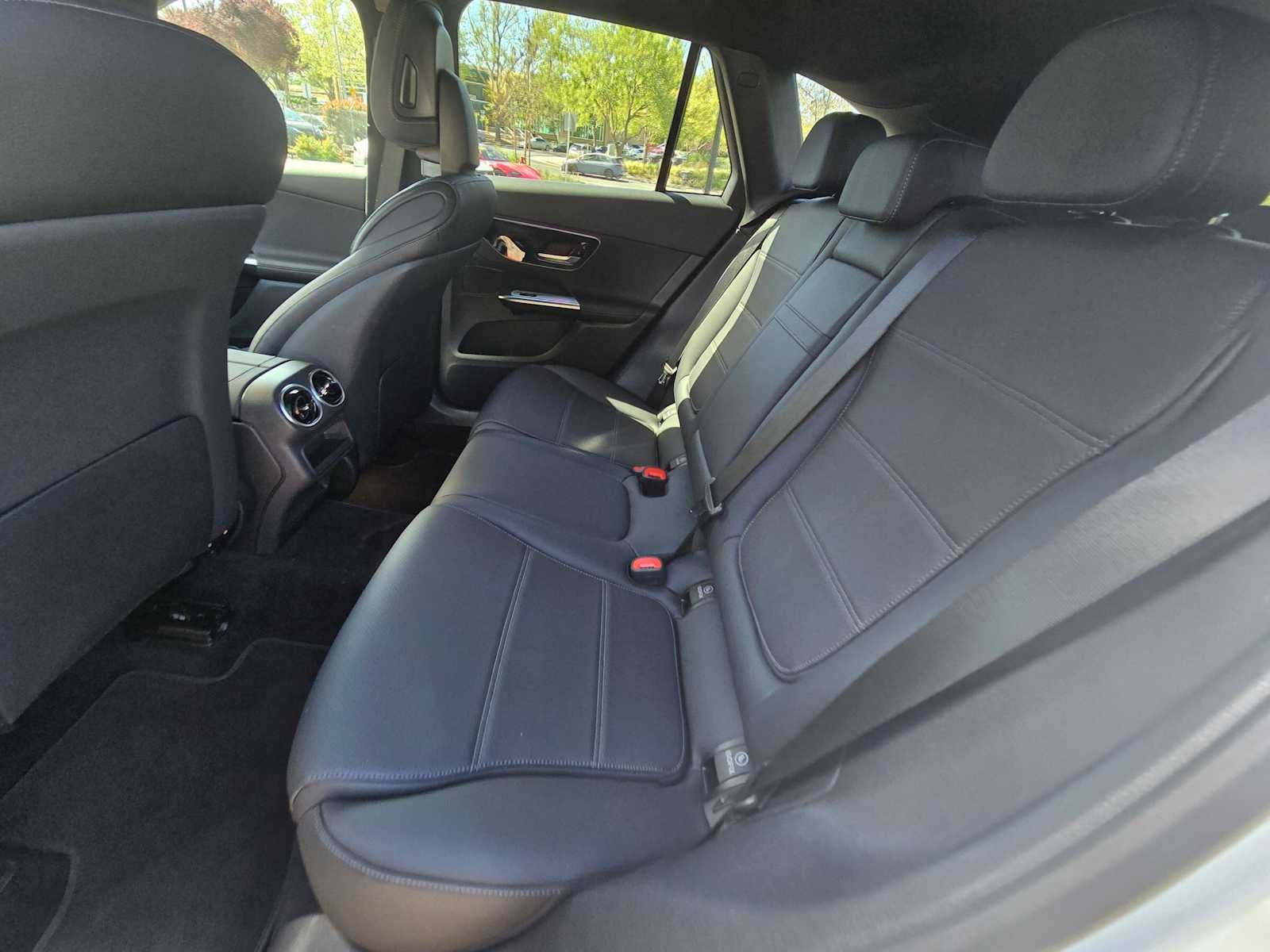 2026 Mercedes-Benz GLC 300 SUV