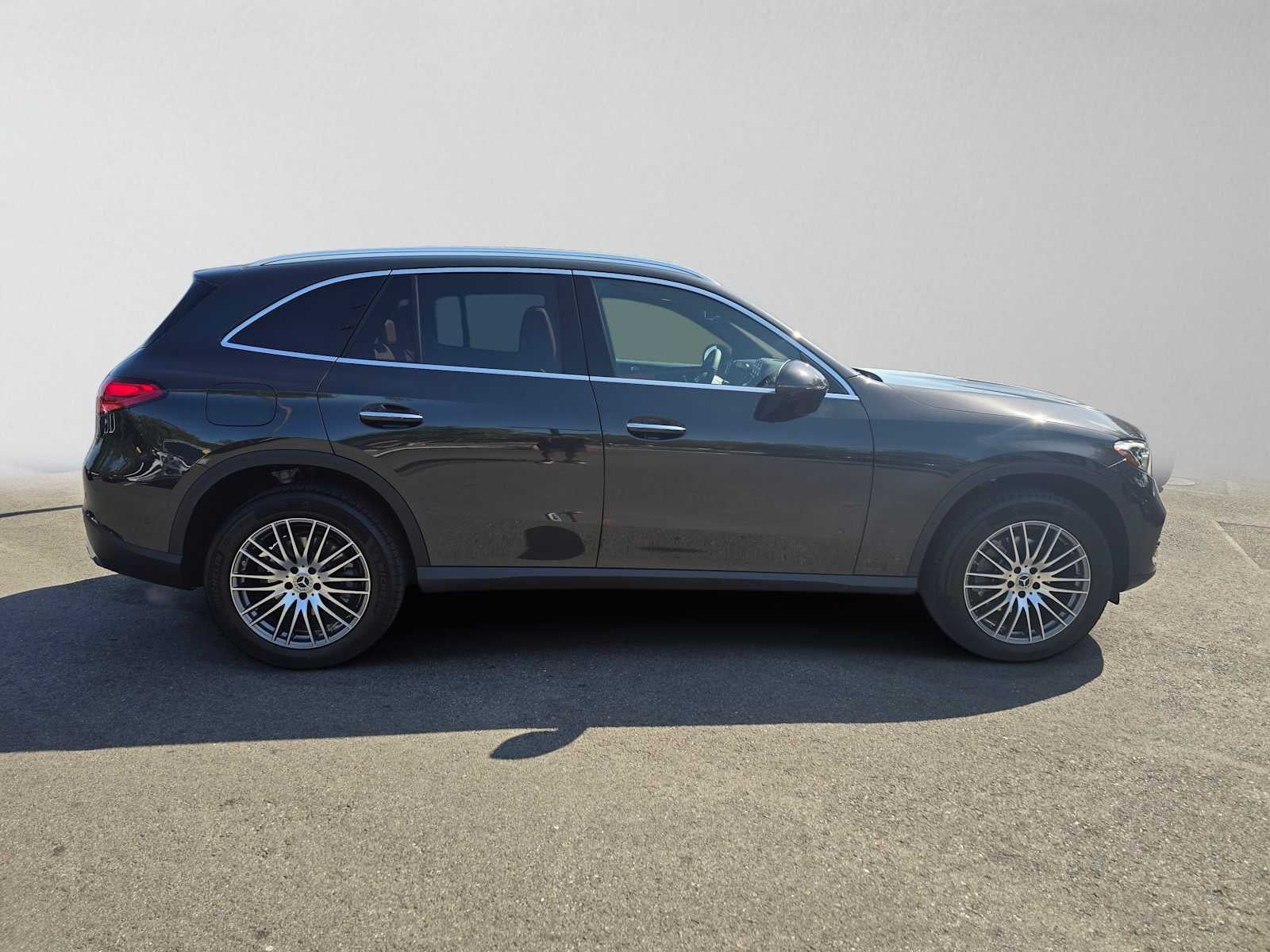 2026 Mercedes-Benz GLC 300 SUV