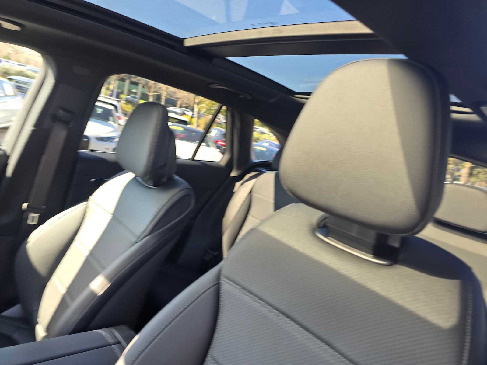 2026 Mercedes-Benz GLC 300 GLC 300