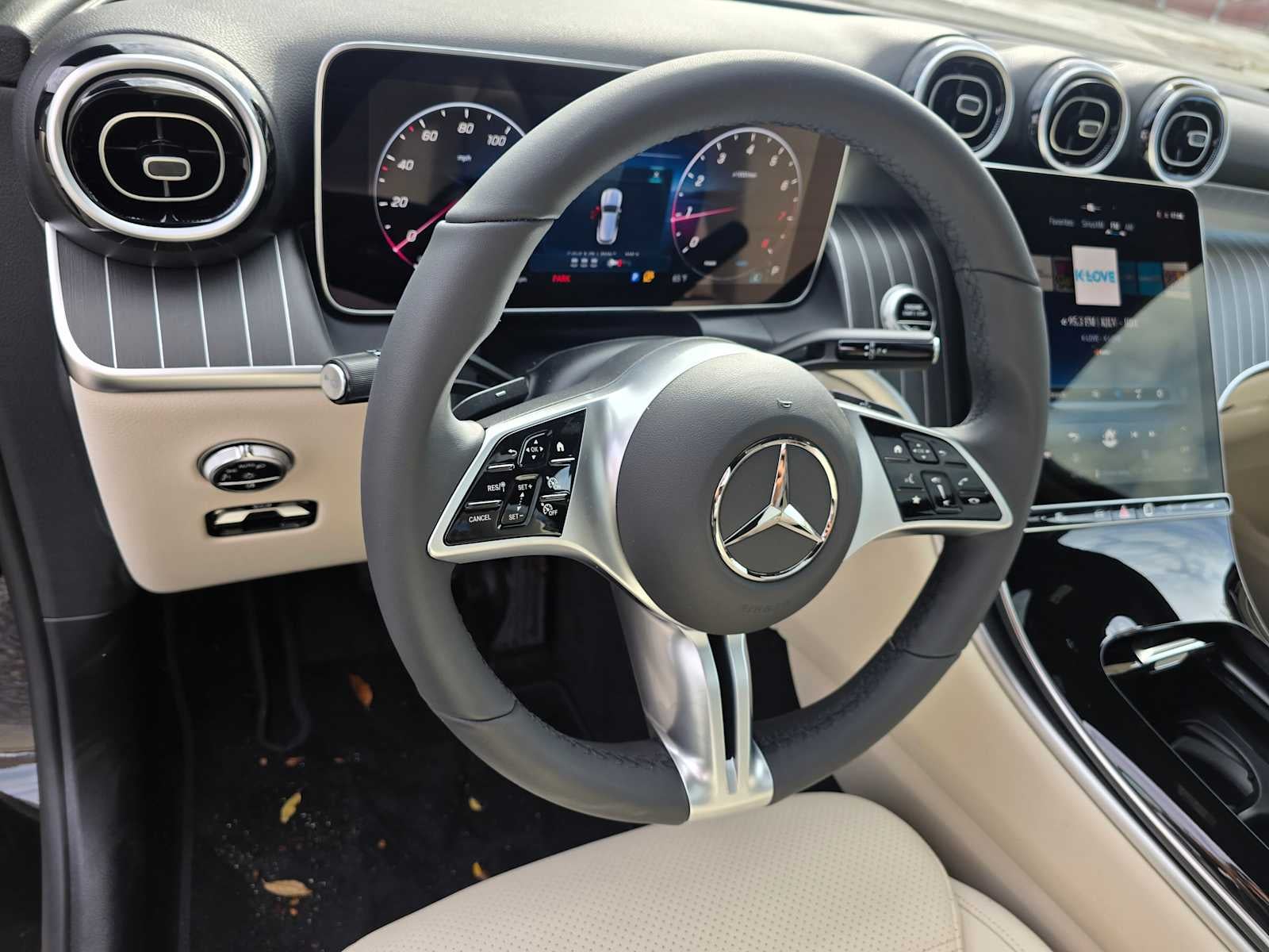 2026 Mercedes-Benz GLC GLC 300