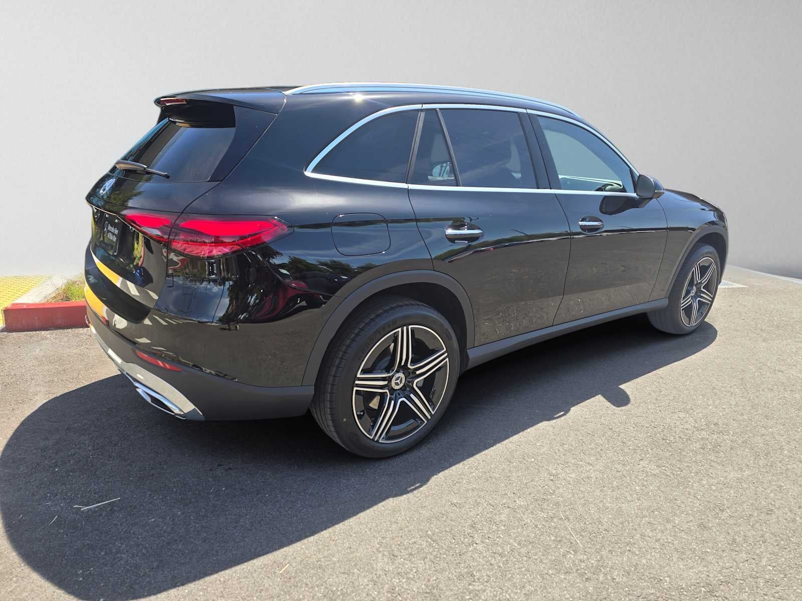 2026 Mercedes-Benz GLC 300 SUV