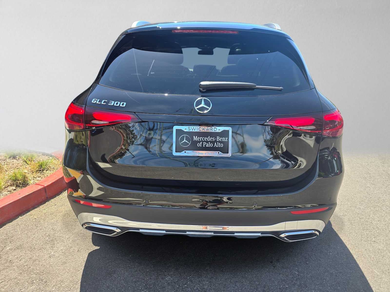2026 Mercedes-Benz GLC 300 SUV