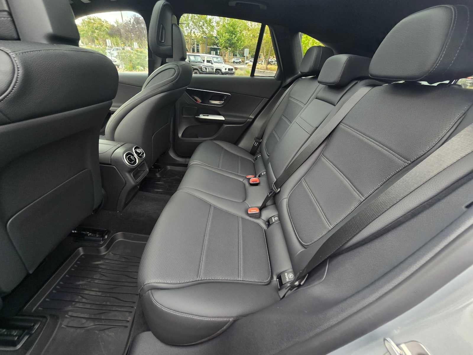 2026 Mercedes-Benz GLC 300 SUV