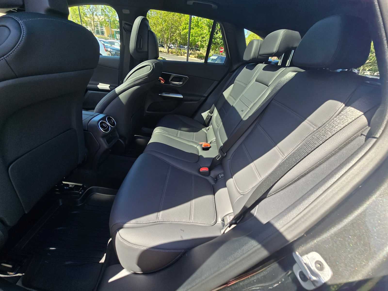 2026 Mercedes-Benz GLC 300 SUV