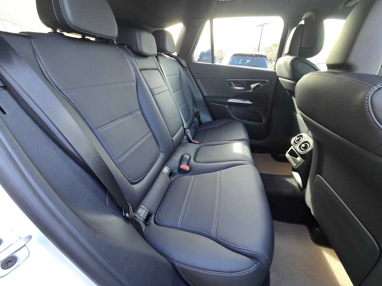 2025 Mercedes-Benz GLC GLC 300