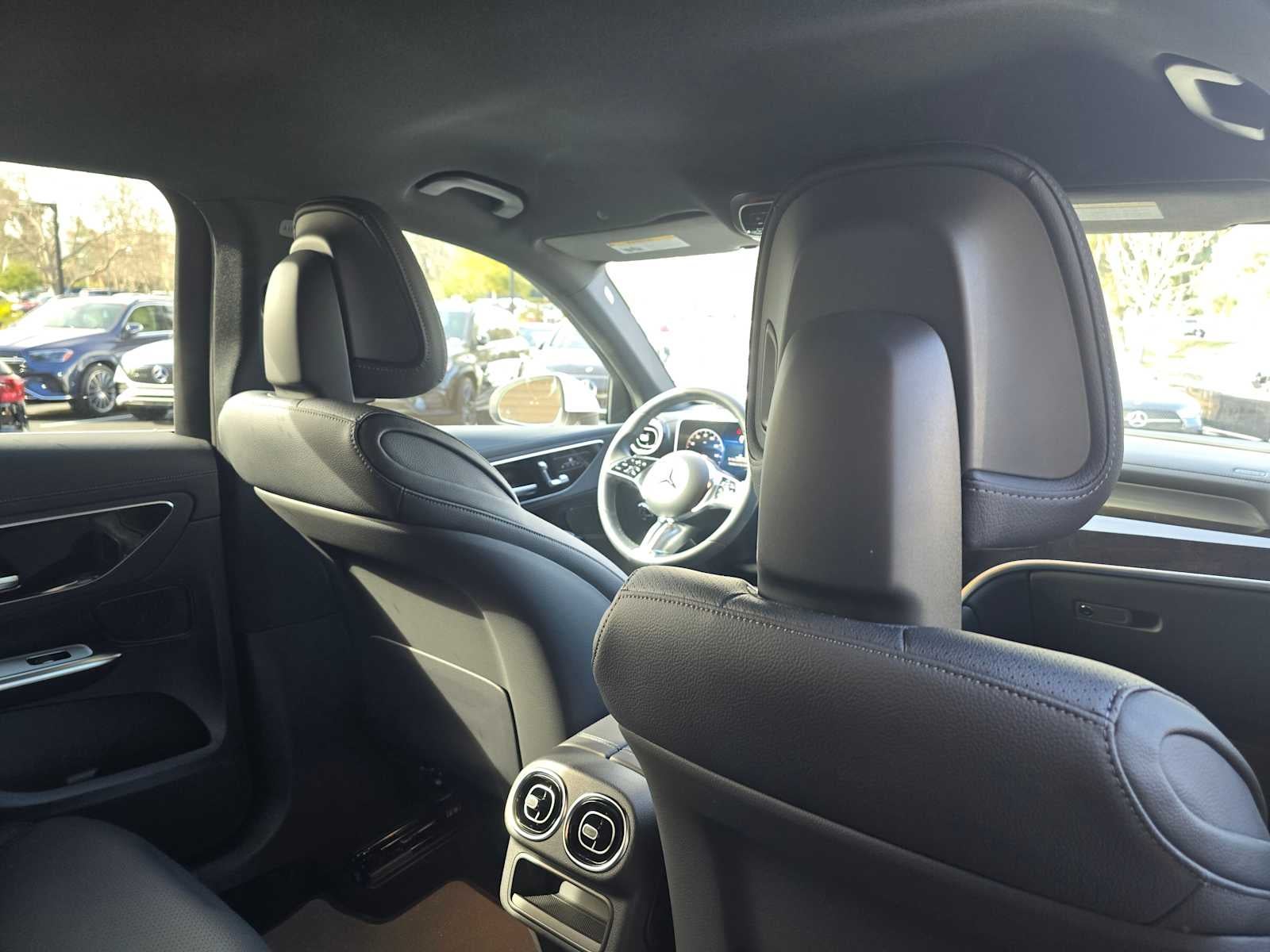 2025 Mercedes-Benz GLC GLC 300