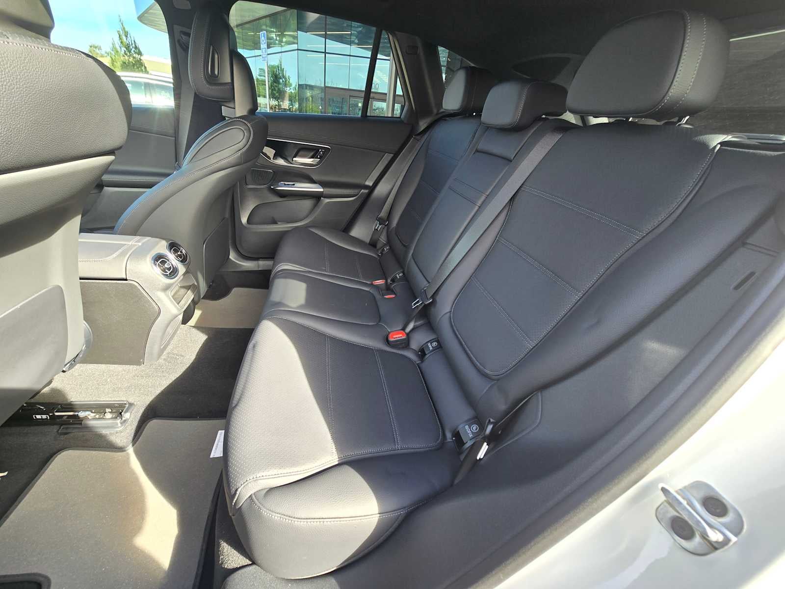 2025 Mercedes-Benz GLC GLC 300