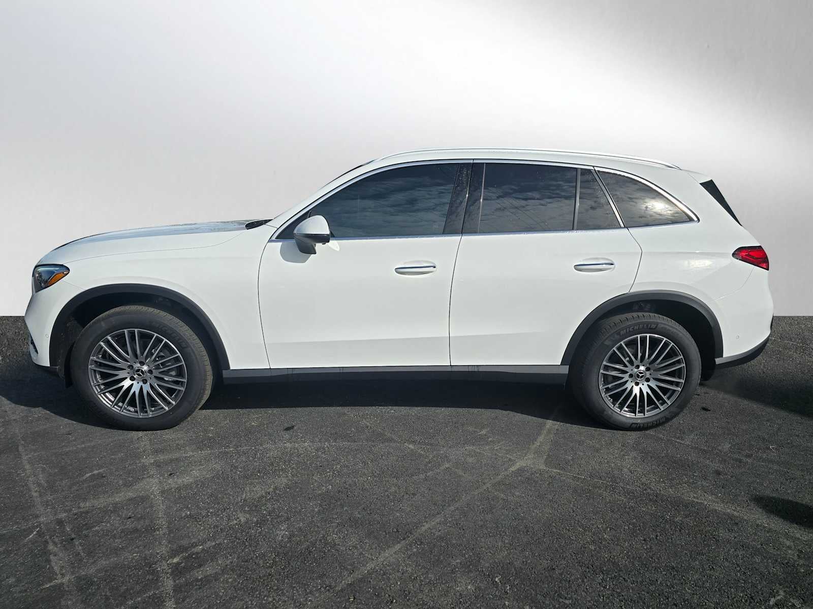 2025 Mercedes-Benz GLC GLC 300