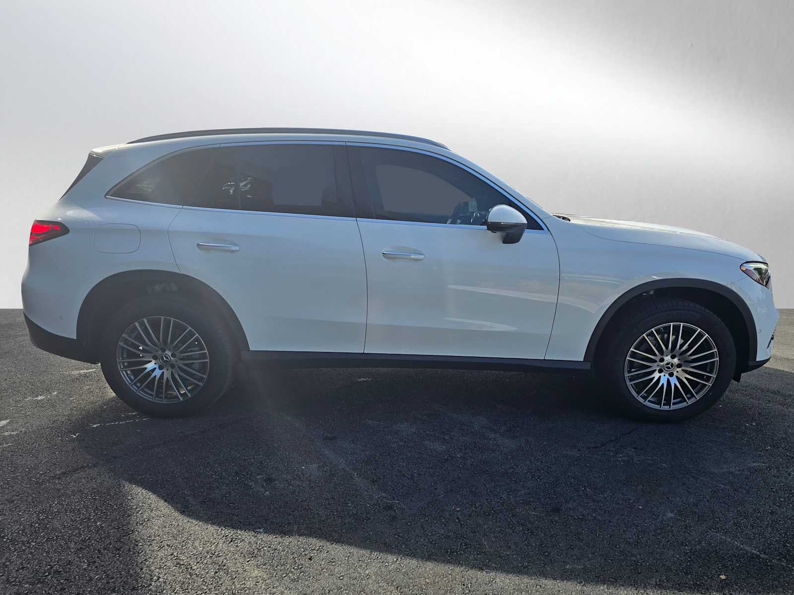 2025 Mercedes-Benz GLC GLC 300