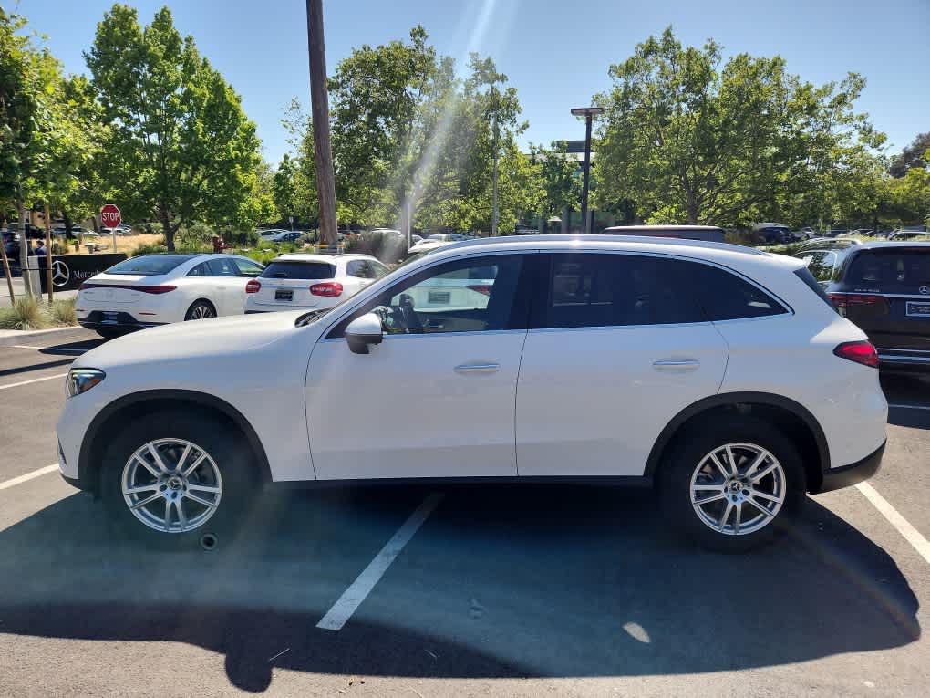 2026 Mercedes-Benz GLC 300 4MATIC® SUV