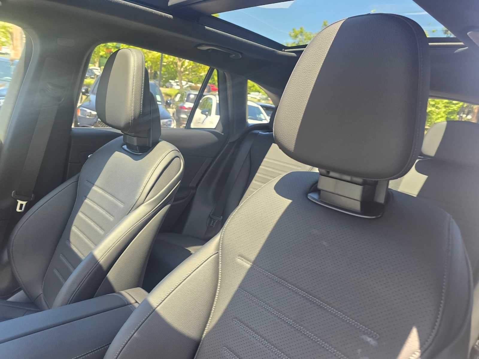 2026 Mercedes-Benz GLC 300 4MATIC® SUV