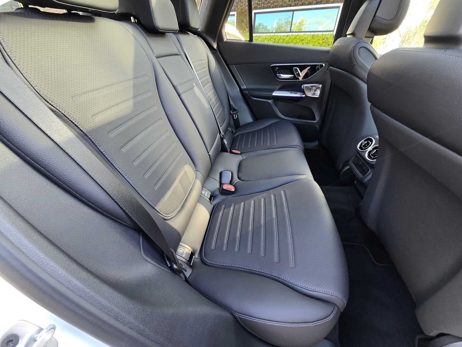 2027 Mercedes-Benz GLC 300 4MATIC® SUV
