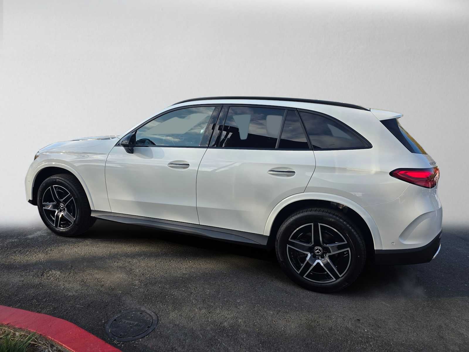 2027 Mercedes-Benz GLC 300 4MATIC® SUV