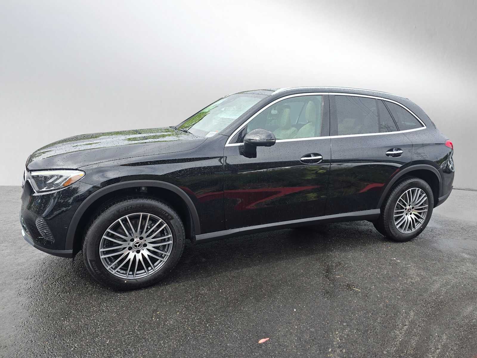 2026 Mercedes-Benz GLC 300 4MATIC® SUV