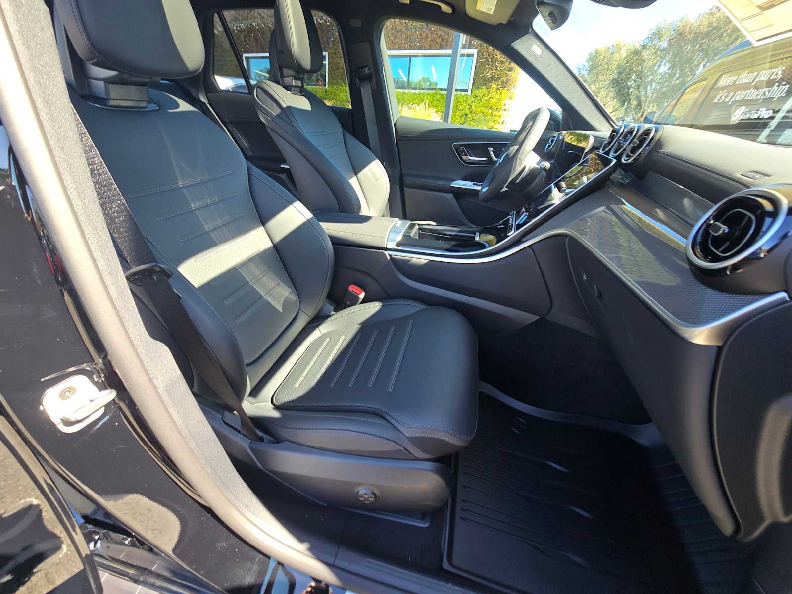 2026 Mercedes-Benz GLC 350e 4MATIC® SUV