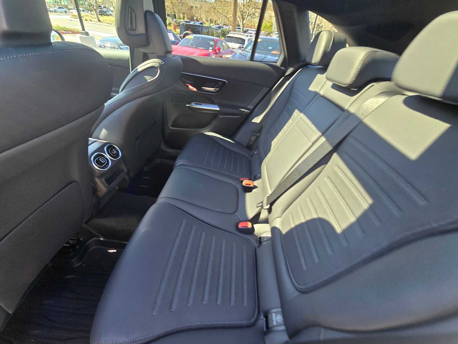 2026 Mercedes-Benz GLC 350e 4MATIC® SUV