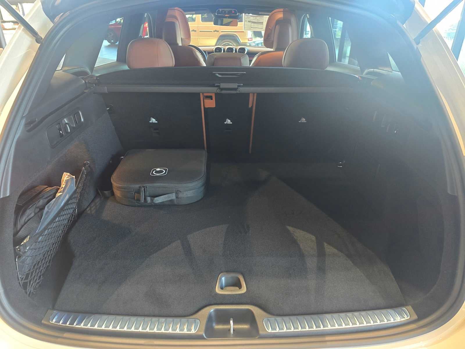 2027 Mercedes-Benz GLC 350e 4MATIC® SUV