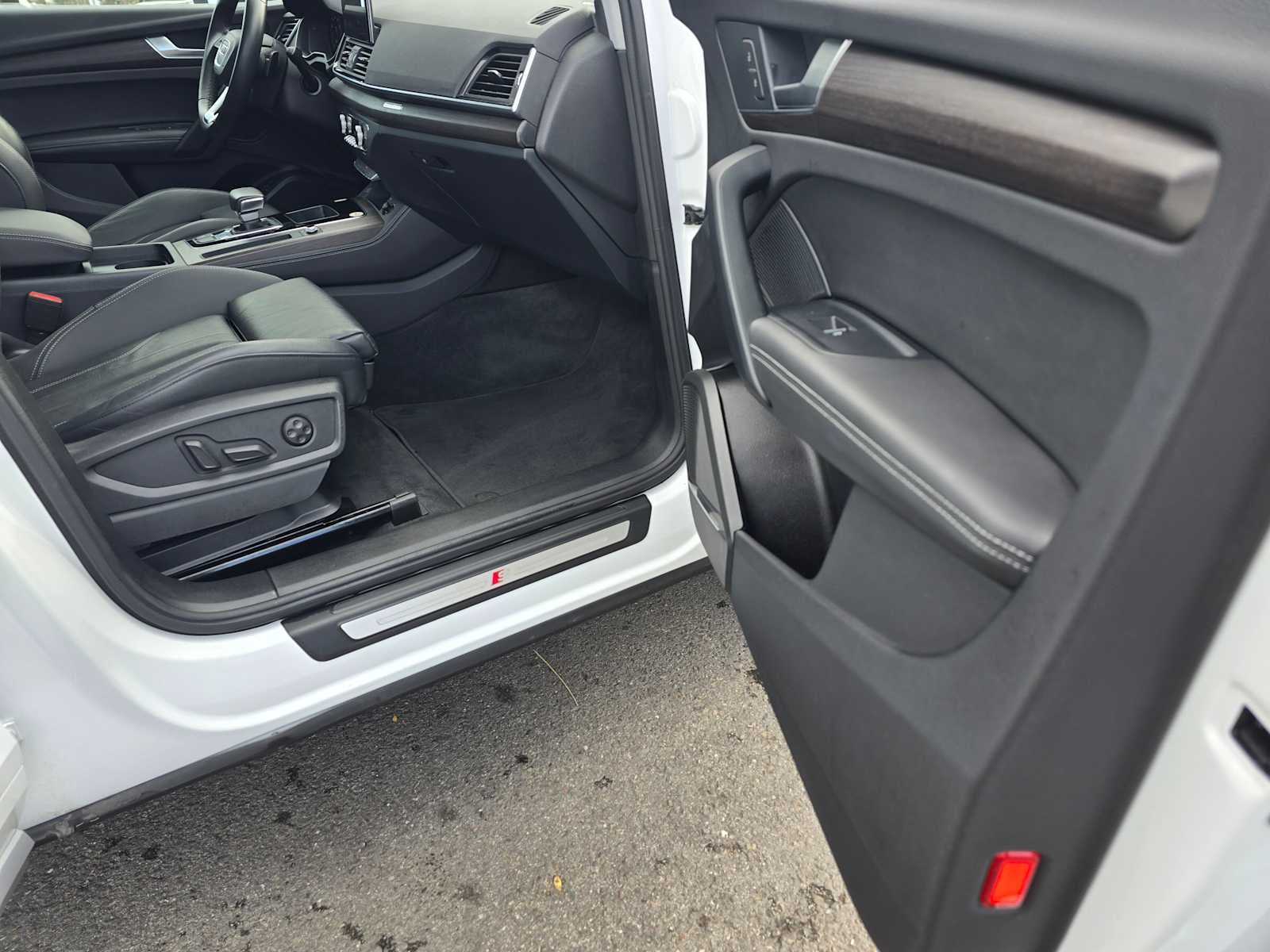 2024 Audi Q5 S line Premium Plus