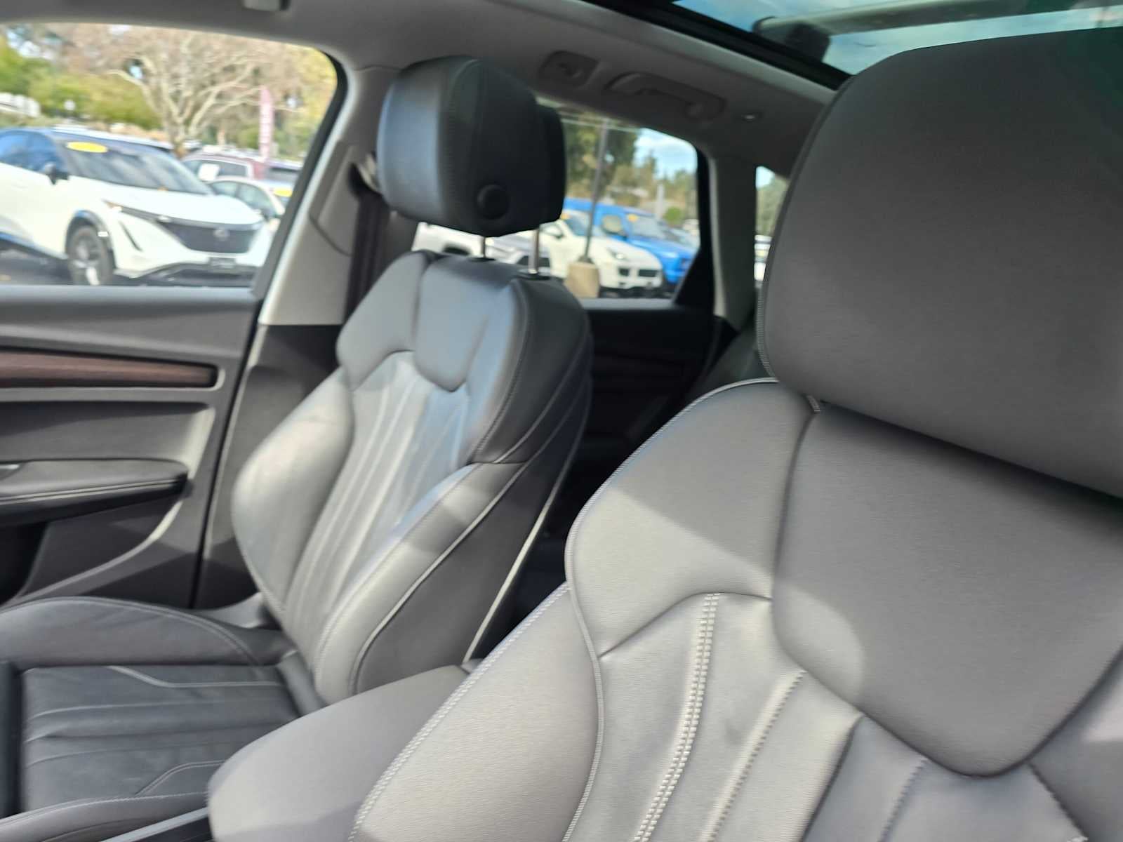 2024 Audi Q5 S line Premium Plus