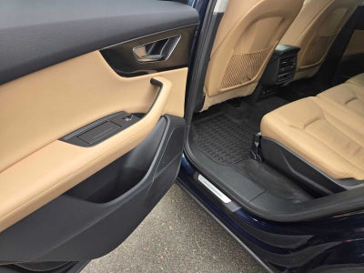 2023 Audi Q7 Premium Plus