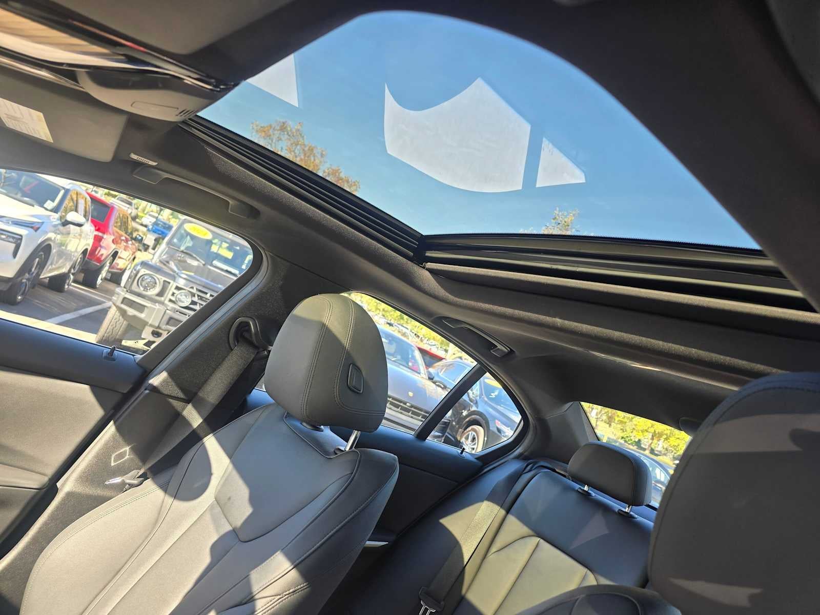 2020 BMW 330i 330i