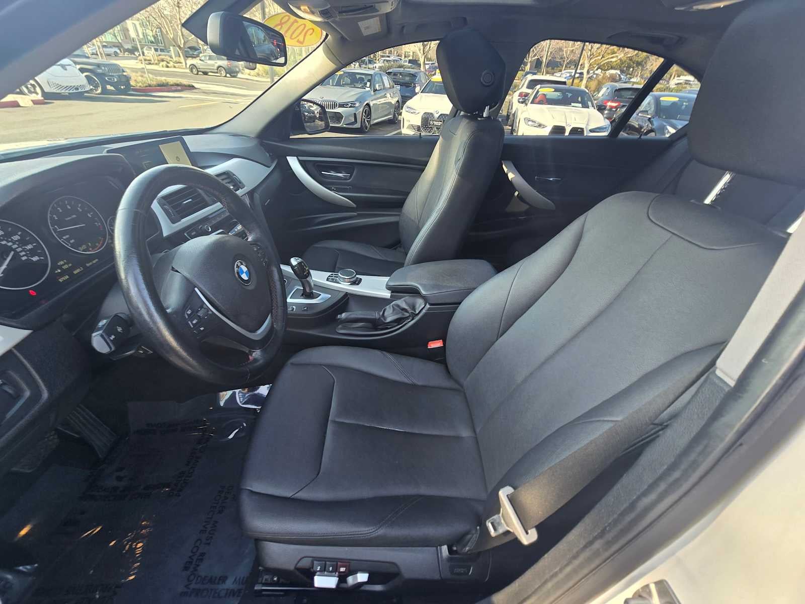 2018 BMW 320i xDrive 320i xDrive