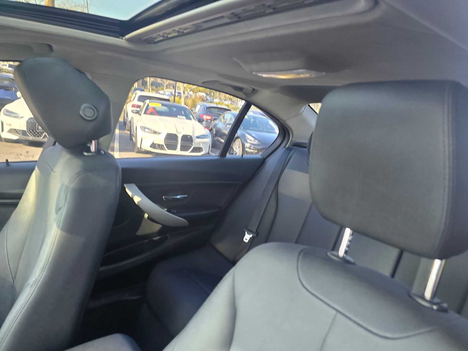 2018 BMW 320i xDrive 320i xDrive