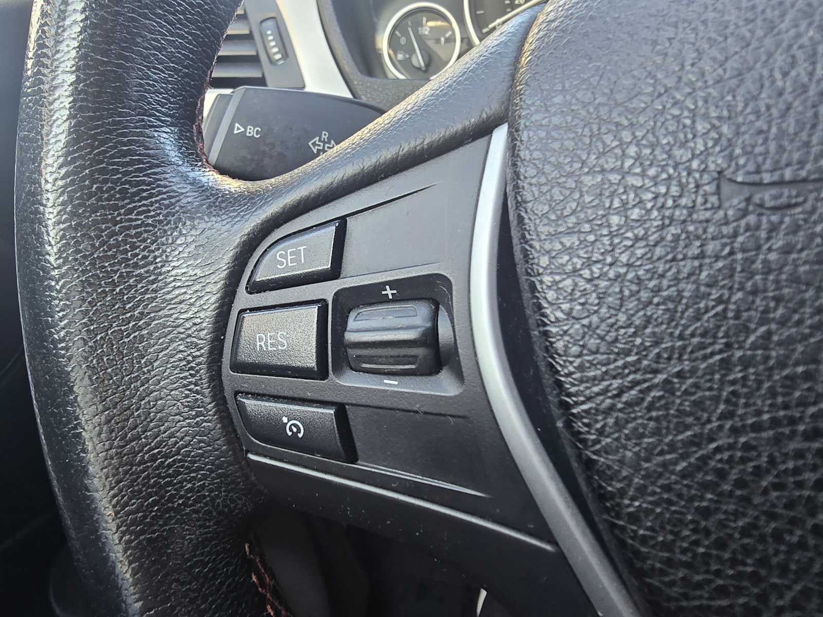 2018 BMW 320i xDrive 320i xDrive