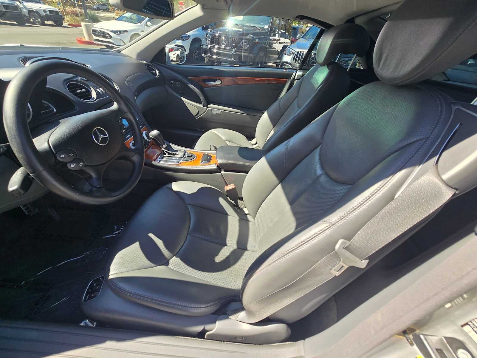 2005 Mercedes-Benz SL500 2dr Roadster