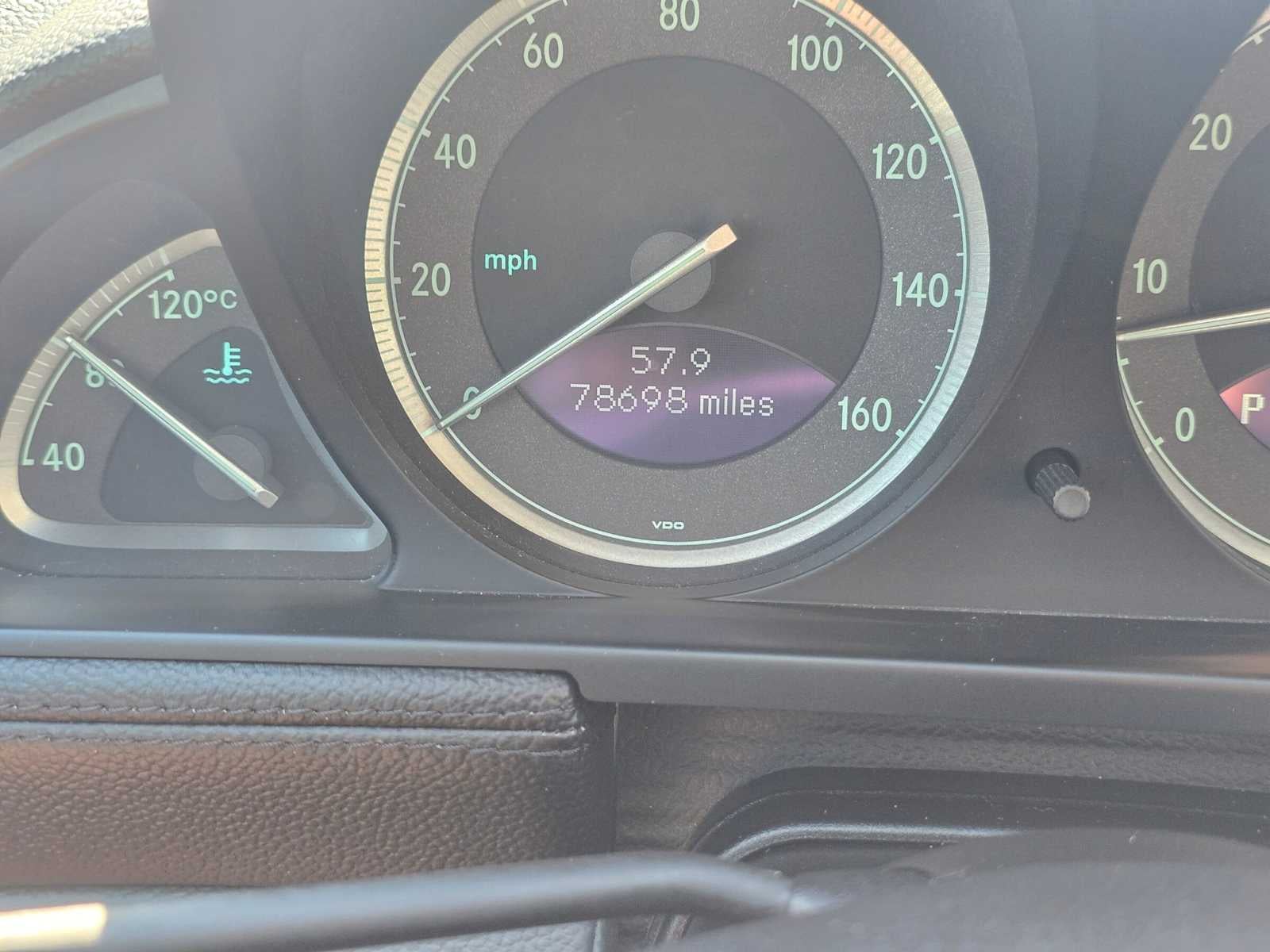 2005 Mercedes-Benz SL500 2dr Roadster