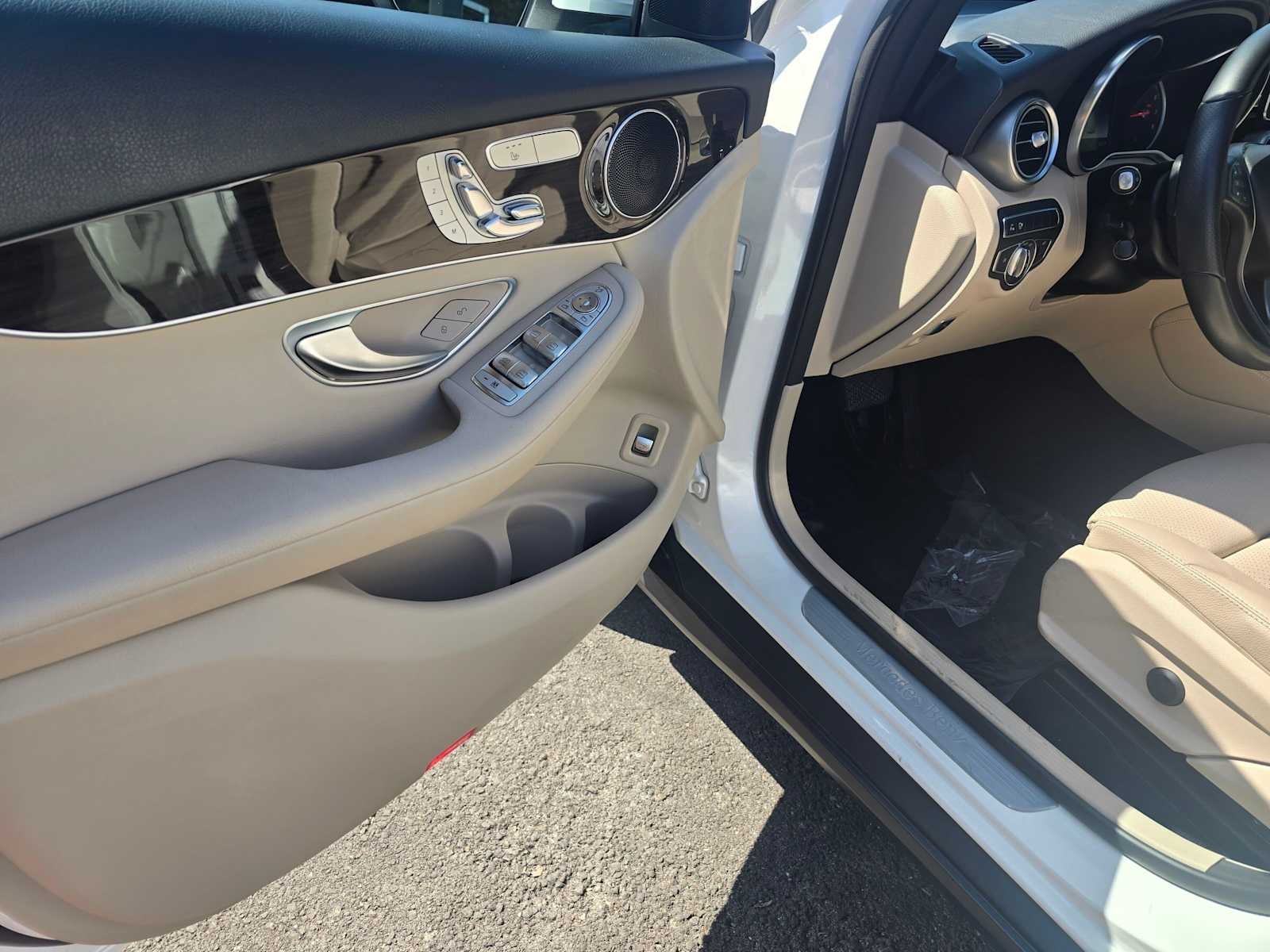 2018 Mercedes-Benz GLC 300 SUV